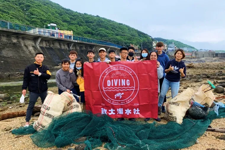 【政治大學潛水社】淨灘有感：你我的一點不方便，換來海洋的無限機會