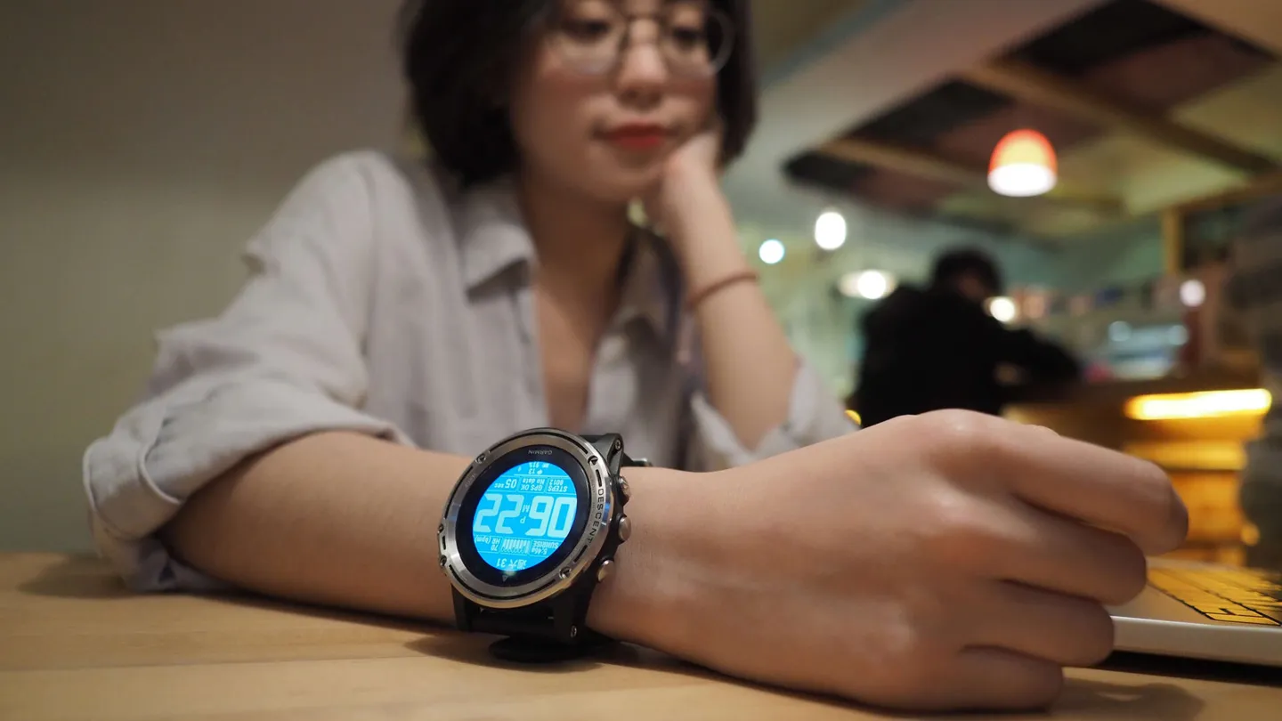 The World's Most Powerful, Feature-Complete Dive Computer – Garmin Descent Mk1