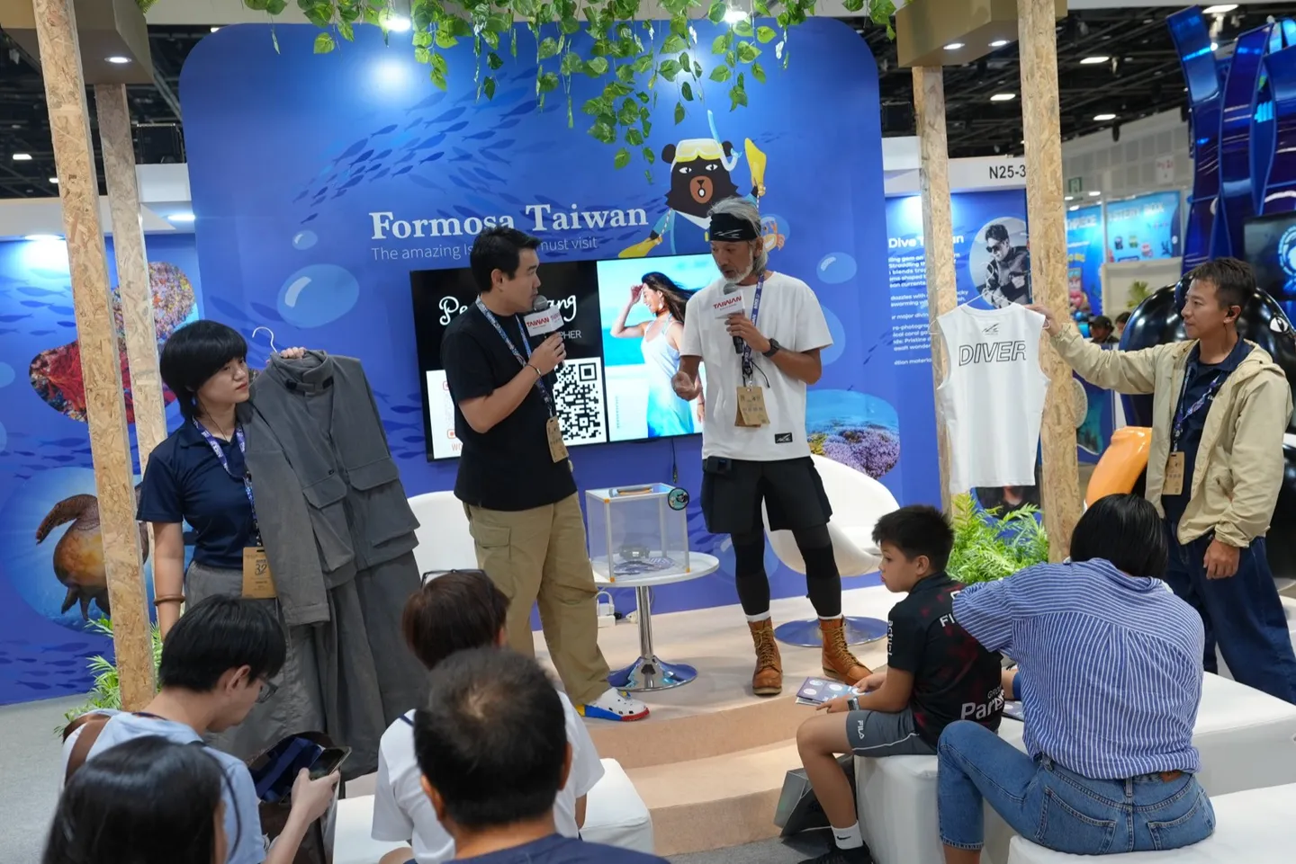 123 Underwater Lab 環保材質潛水服飾在 ADEX 2026 台灣館攤位